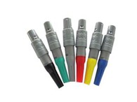 Connettore dritto con piega a rilievo